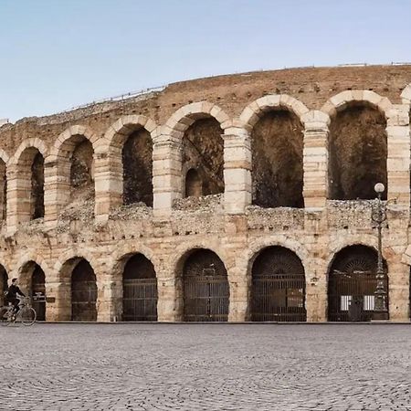 Arena - Verona Centro - Appartamento Elegante Dış mekan fotoğraf