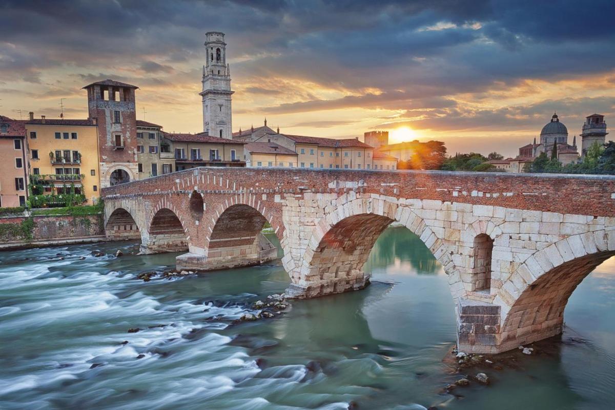 Arena - Verona Centro - Appartamento Elegante Dış mekan fotoğraf