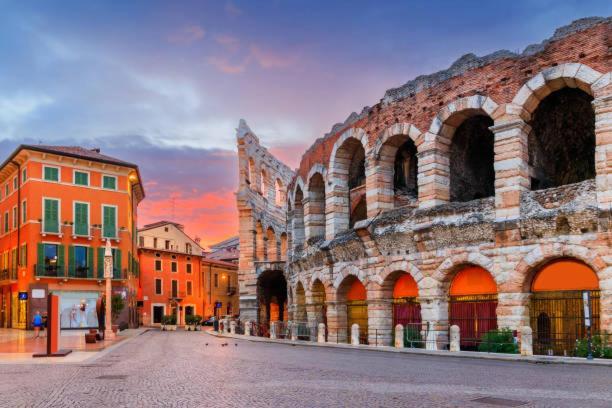Arena - Verona Centro - Appartamento Elegante Dış mekan fotoğraf